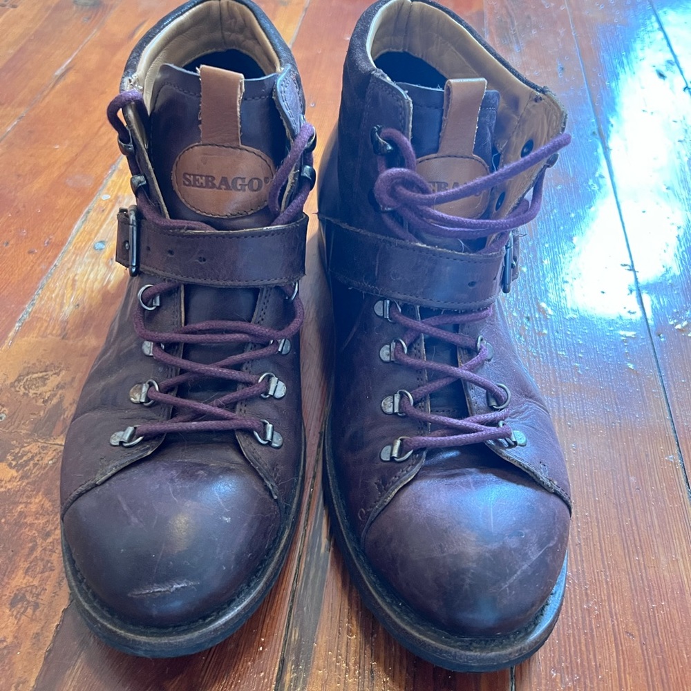 Retro Burgundy ankle booties, bowling shoe style